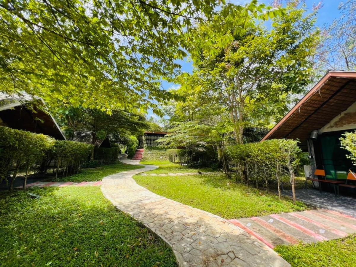 Phayam Valley Homestay Koh Phayam Esterno foto