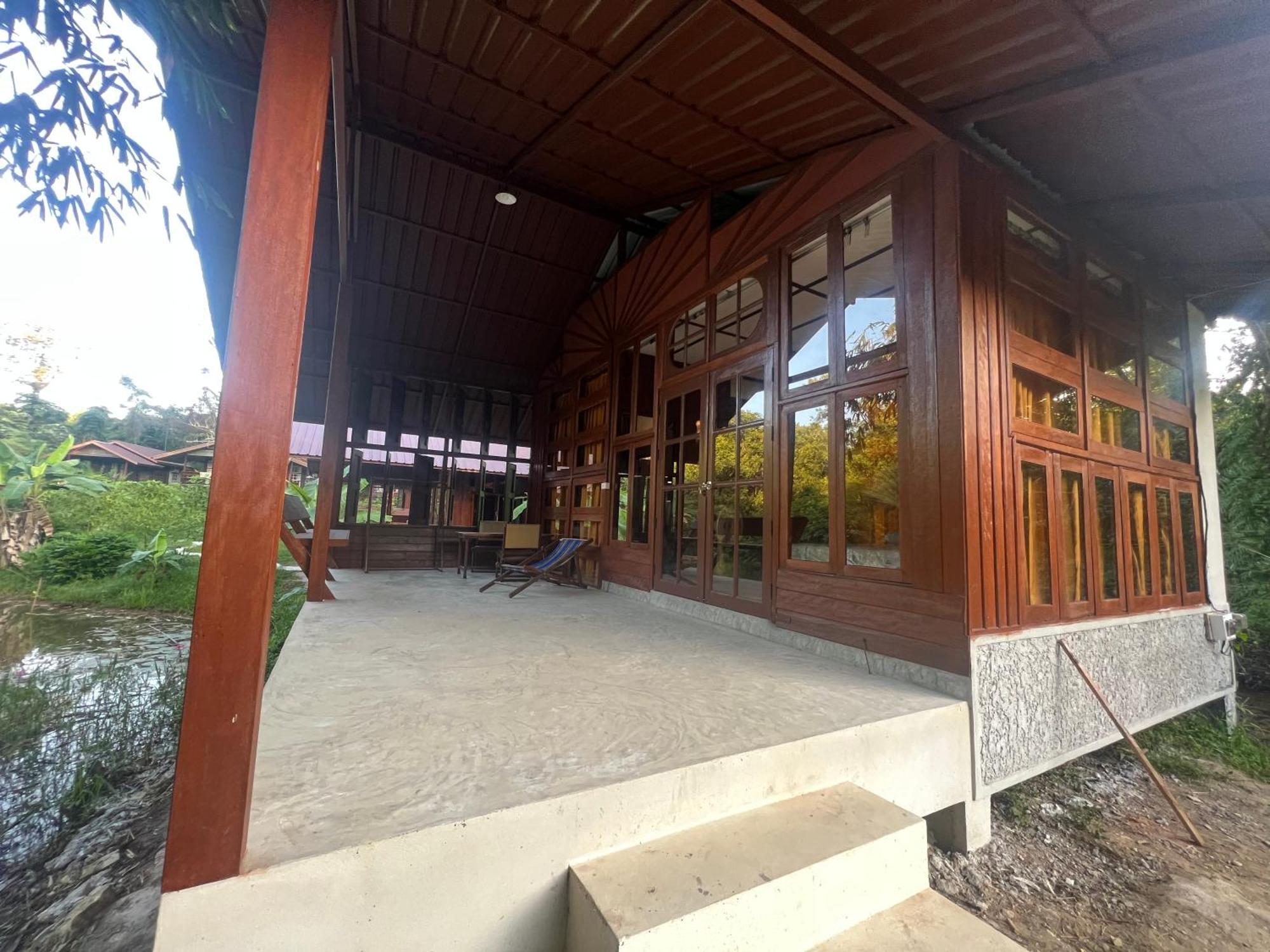 Phayam Valley Homestay Koh Phayam Esterno foto