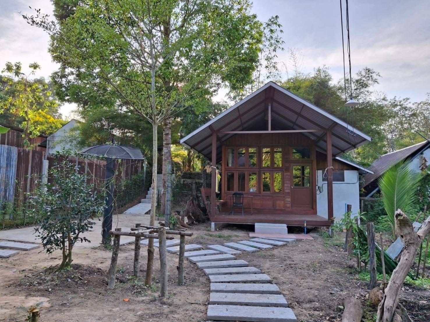 Phayam Valley Homestay Koh Phayam Esterno foto